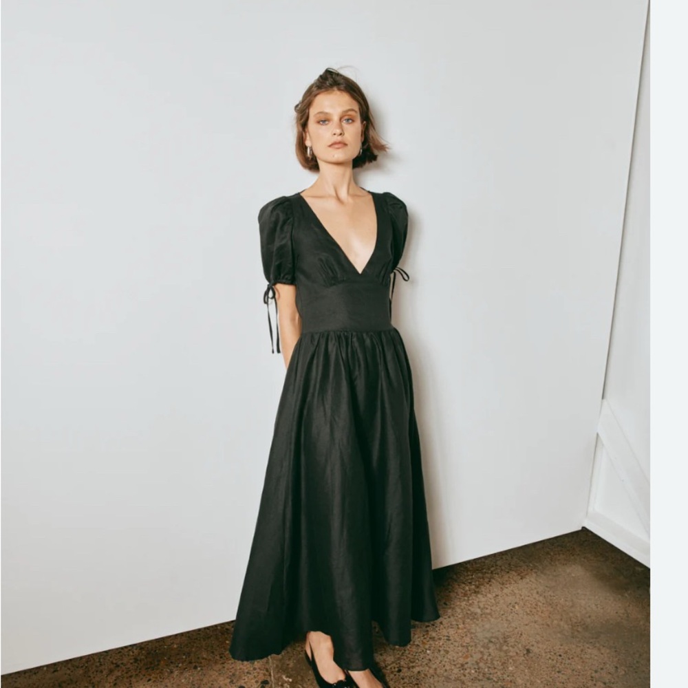 VRG GRL PARADISO Black Linen dress